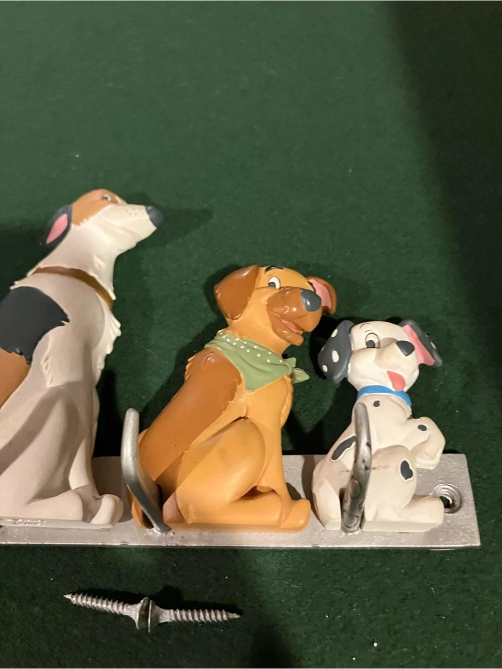 GUC Disney Store 102 Dalmatians 3 Hook Leash/Key Holder RARE w/mounting screws